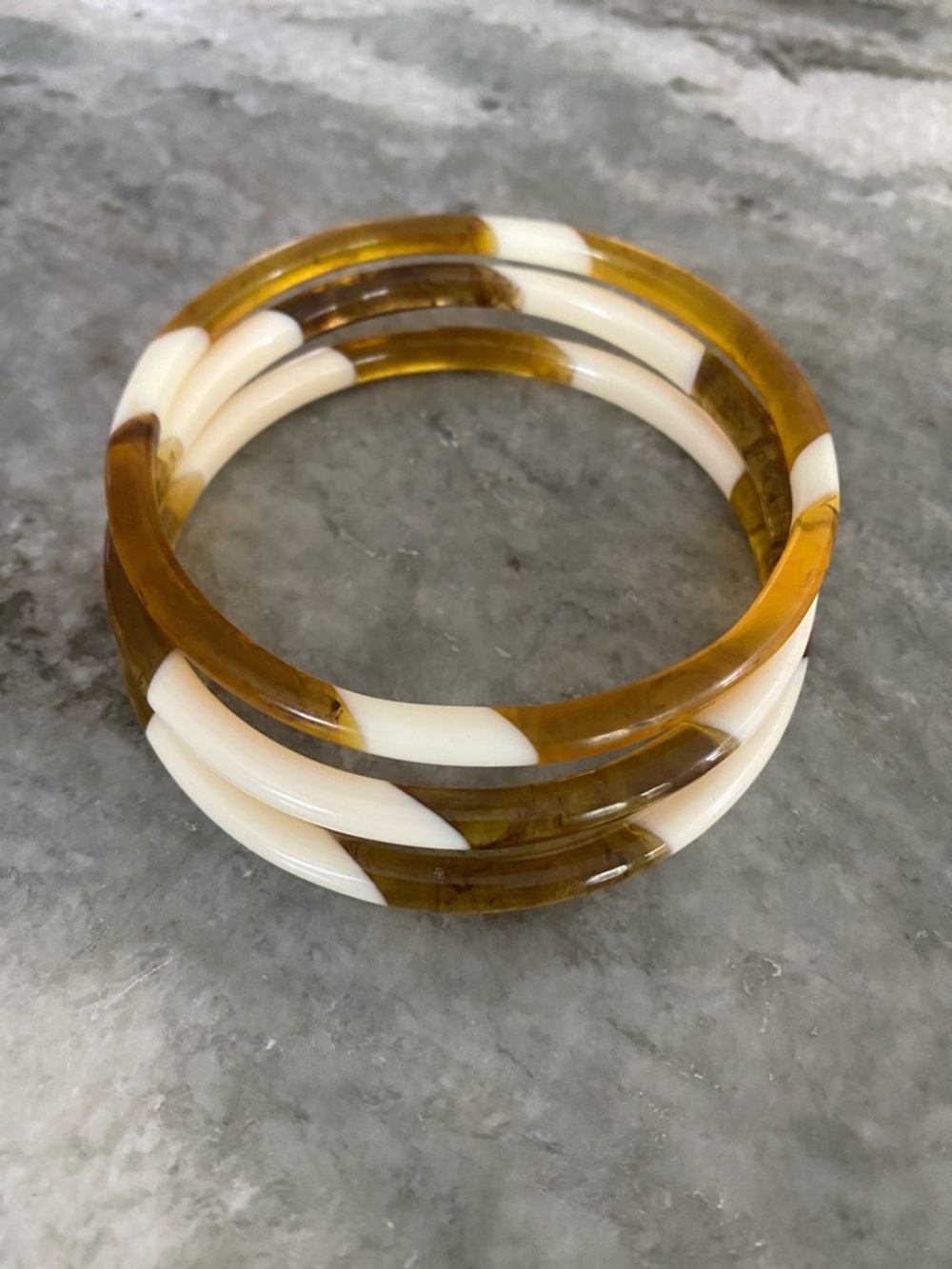 Vintage Tortoise  and Cream lucite Resin Bangle Set 3 piece.